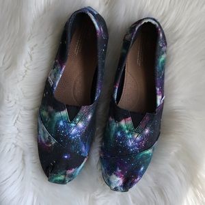 Toms galaxy slip-on shoes
